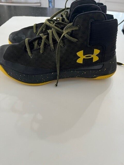 Under Armour Stephen Curry Basketball Shoes Size 8