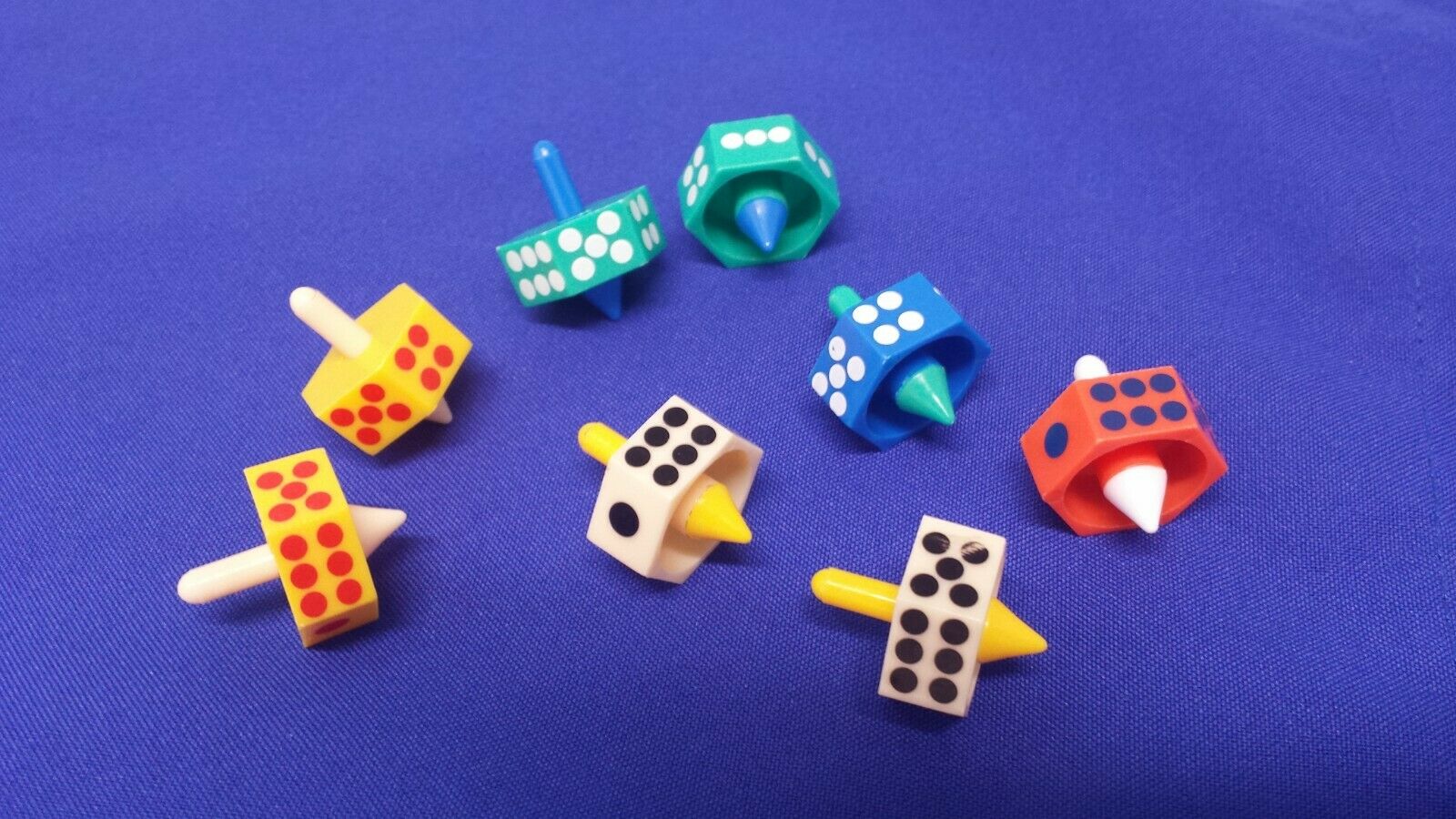 Dice Spin Tops Plastic Spinning Toys Lot Of 8