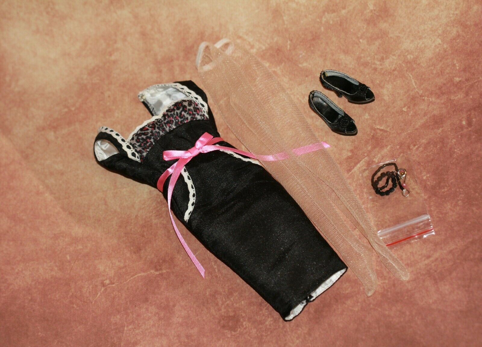 Outfit For Tonner  Doll Antoinette Body